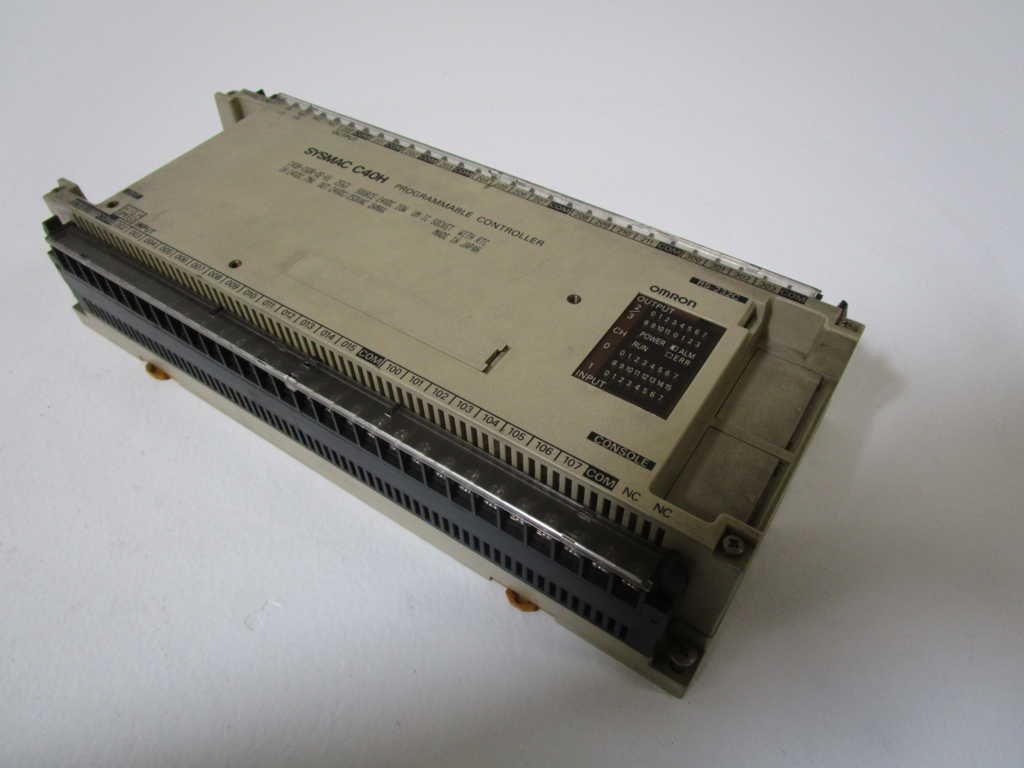 OMRON PROGRAMMABLE CONTROLLER C40H-C6DR-DE-V1 *USED*