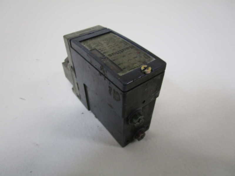 TELEMECANIQUE PRESSURE SWITCH XMLB010A2S11   UNMP