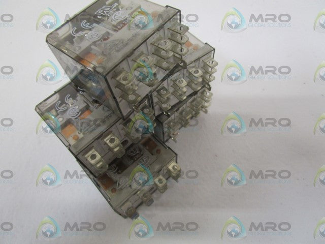 LOT OF 5 FINDER 24VDC 12A 56.34.9.024.0000 *NEW NO BOX*