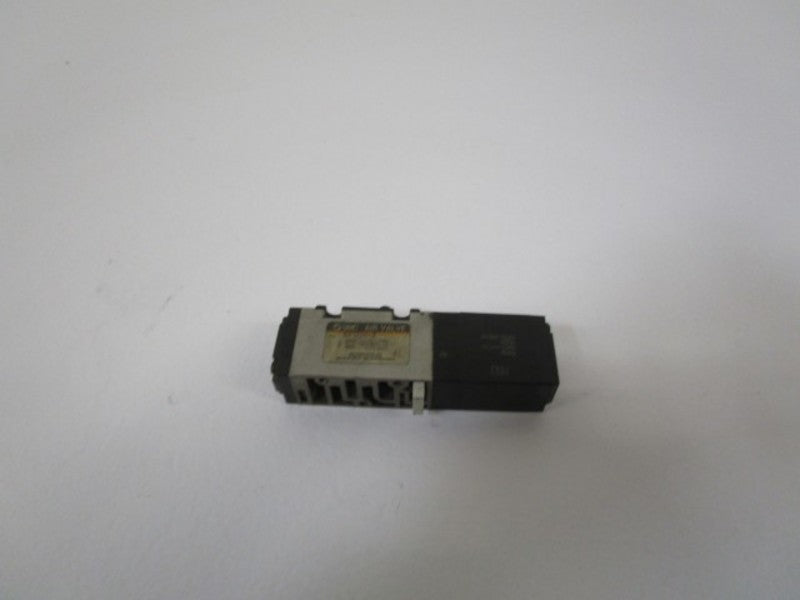 SMC NVFS2100-3F SOLENOID VALVE *USED*