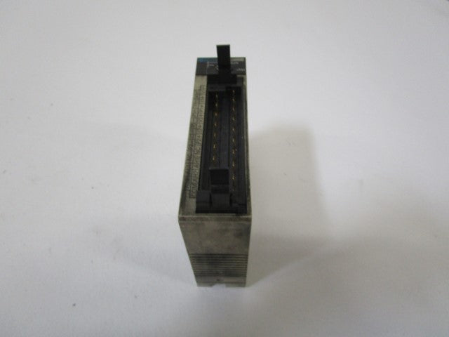 OMRON ANALOGUE OUTPUT MODULE C200H-DA001 (AS PICTURED) *USED*