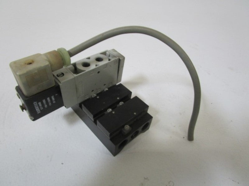 NUMATICS SOLENOID VALVE L11BA4520 *USED*