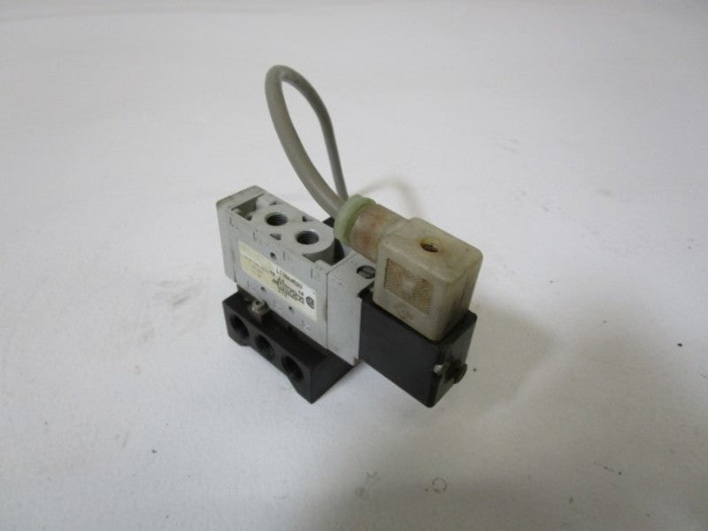 NUMATICS SOLENOID VALVE L11BA4520 *USED*