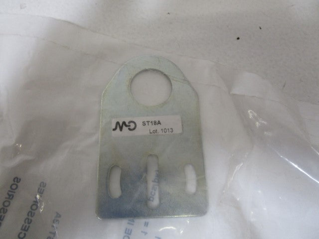 AUTOMATION DIRECT BRACKET ST18A * NEW IN FACTORY BAG *