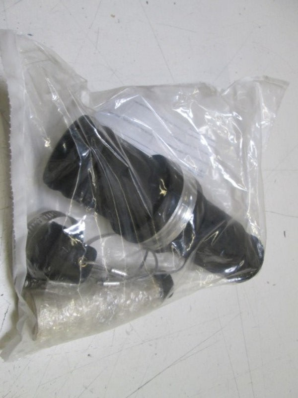 LEVITON PLUG 001-49M53-E PLUG (BLACK) * NEW IN FACTORY BAG *