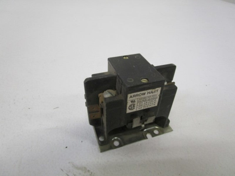 ARROW HART CONTACTOR 110-120V C302U20  UNMP