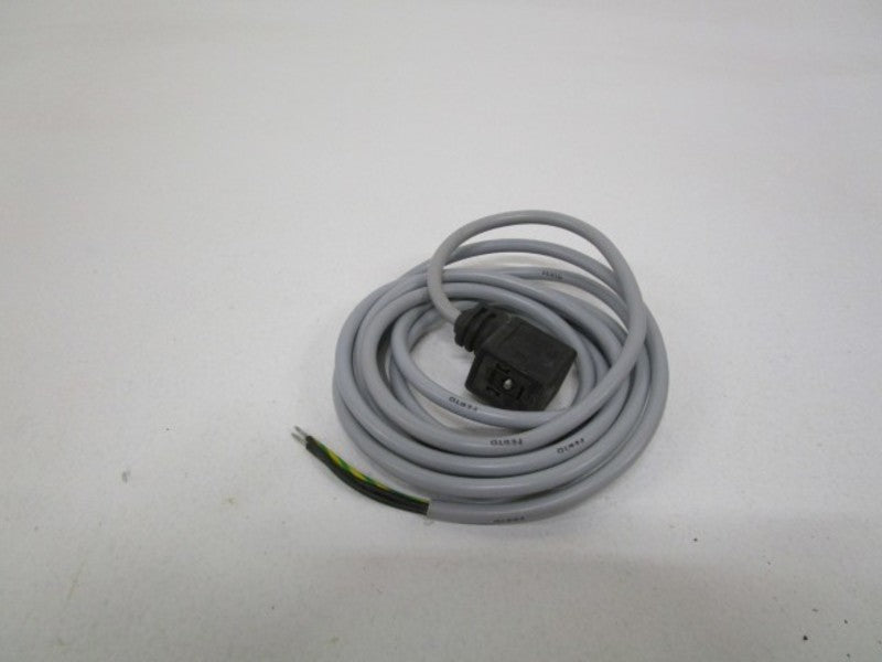 FESTO 30940 PLUG SOCKET W/ CABLE KMV-1-220-2.5  NSNP