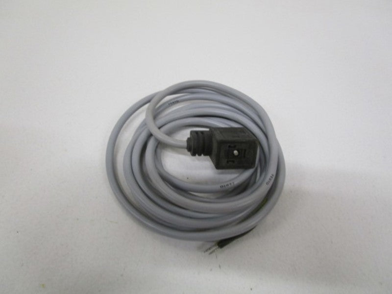 FESTO 30940 PLUG SOCKET W/ CABLE KMV-1-220-2.5  NSNP