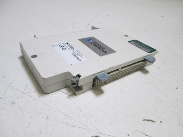 NATIONAL INSTRUMENTS FRONT-MOUNTING TERMINAL BLOCK TB-4330 *NEW NO BOX*