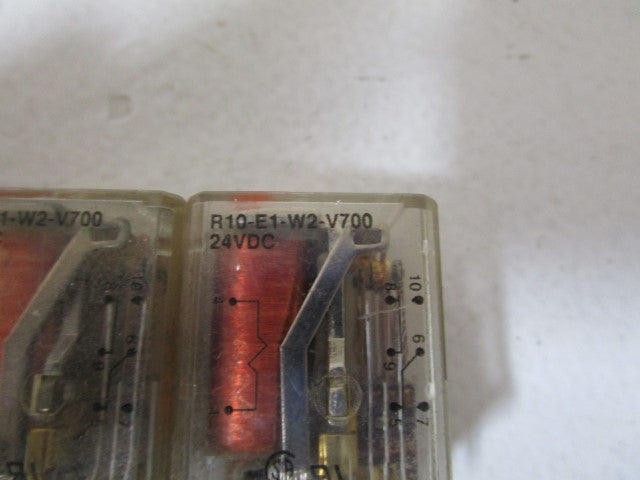 POTTER & BRUMFIELD R10-E1-W2-V700 RELAY 24VDC *USED*