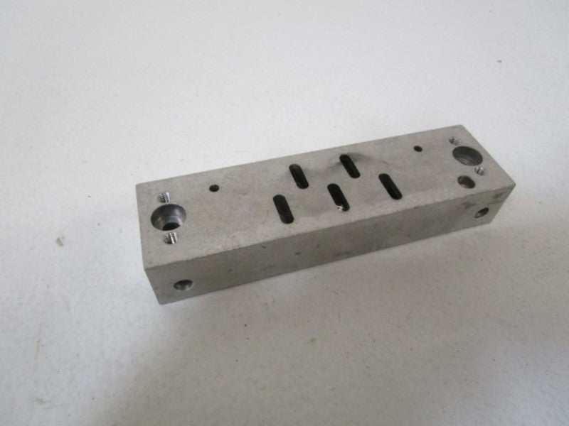 FESTO MANIFOLD SUB-BASE CAU-1/4  NSMP
