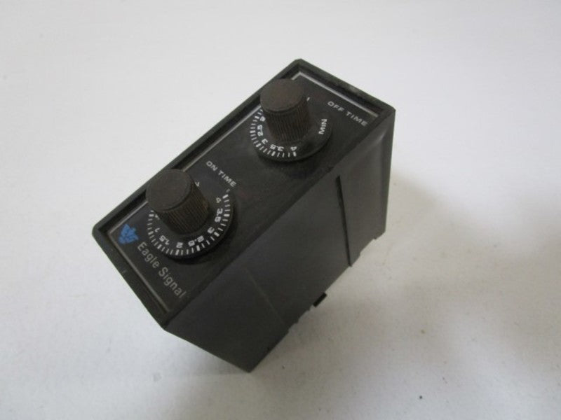 EAGLE SIGNAL ELECTRONIC TIMER DA1616A3  UNMP