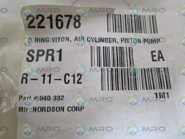 LOT OF 50 NORDSON O-RING VITON 940332 *NEW NO BOX*