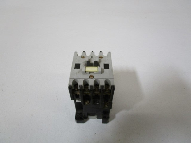 INDUSTRIAL SPARE PART CONTACTOR 24V 104-A18NJ3 SER. C (AS PICTURED)  UNMP