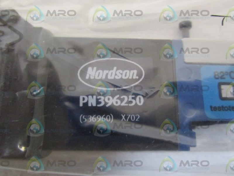 NORDSON VALVE 396250 *NEW IN BOX*