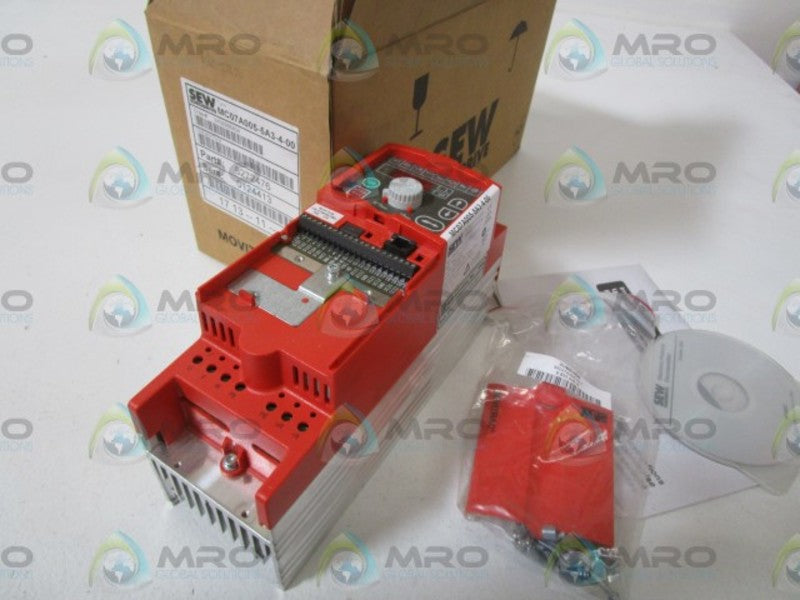 SEW-EURODRIVE MC07A005-5A3-4-00 DRIVE INVERTER *NEW IN BOX*