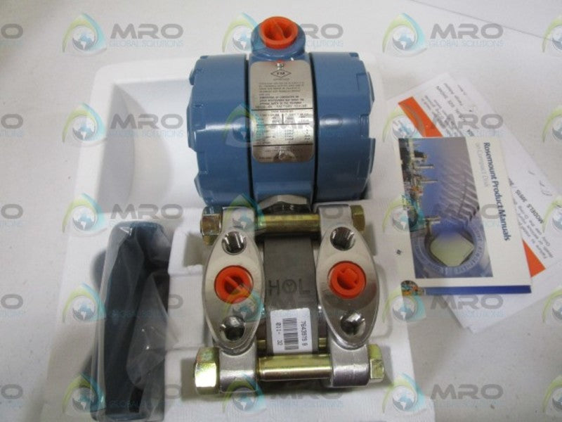 ROSEMOUNT PRESSURE TRANSMITTER 1151DP3S22B2I5 *  NEW IN BOX *