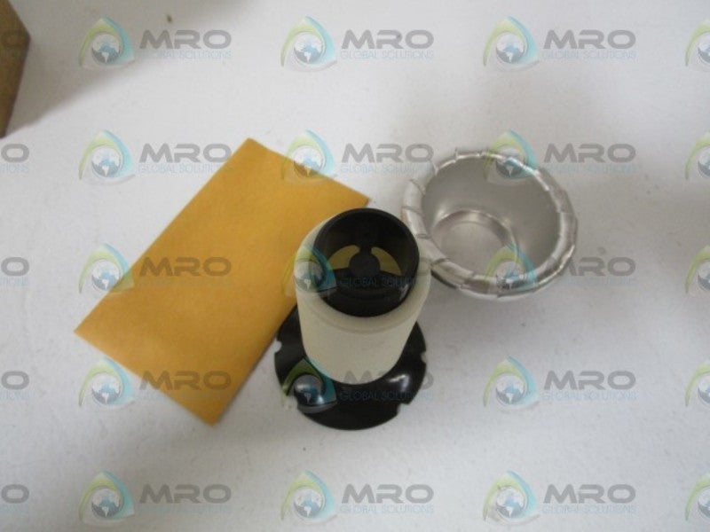 WILKERSON FRP-96-945 RETAINER ELEMENT *NEW IN BOX*