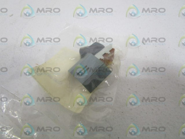 LOT OF 7 DANIEL WOODHEAD HANDLAMP SWITCH 279 *NEW IN FACTORY BAG*