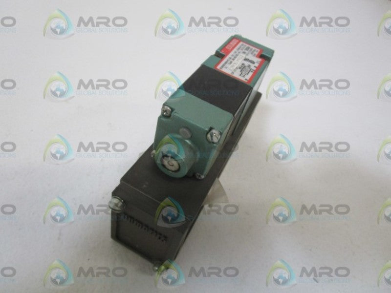 NUMATICS SOLENOID VALVE 82SA415K46G3 *NEW NO BOX*