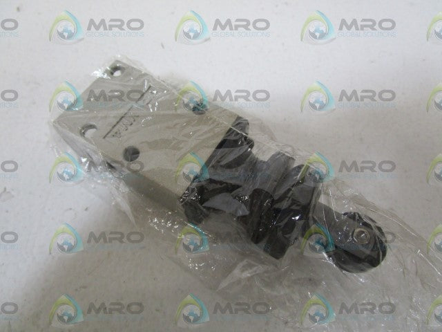 SMC 1/8" VALVE NVM430-N01-06 *NEW NO BOX*