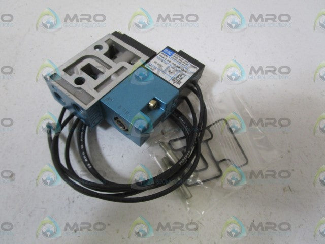 MAC SOLENOID VALVE 45A-LAC-DDAB-1BA *NEW NO BOX*