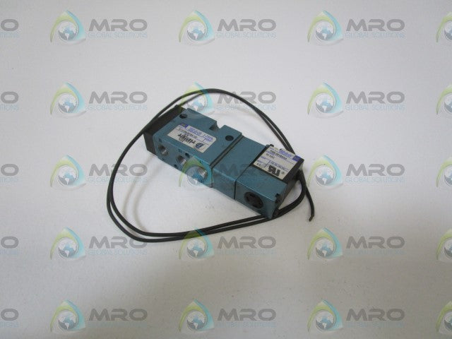 MAC CONTROL VALVE 811C-PM-501BA-152 *NEW NO BOX*