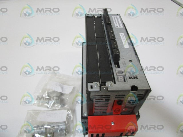 SEW-EURODRIVE MDX61B0110-5A3-4-00 DRIVE (AS PICTURED) *NEW IN BOX*