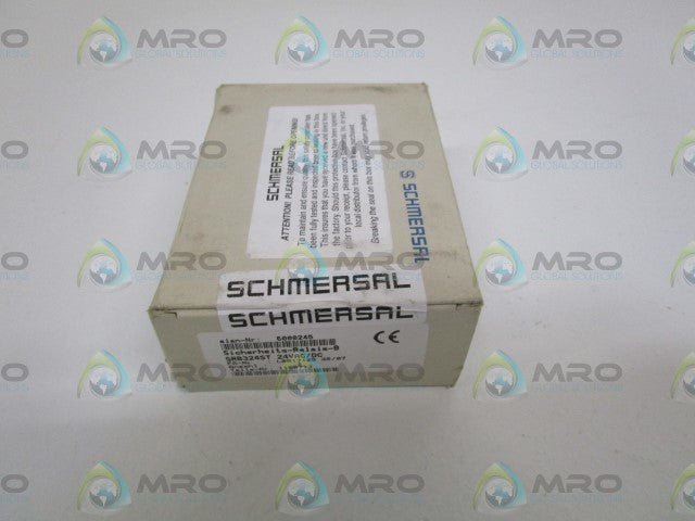 SCHMERSAL 24VAC/DC SAFETY CONTROLLER SRB324ST *FACTORY SEALED*