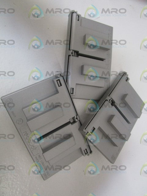 LOT OF 3 RED DOR DUPLEX RECEPTACLE CCD *NEW IN BOX*