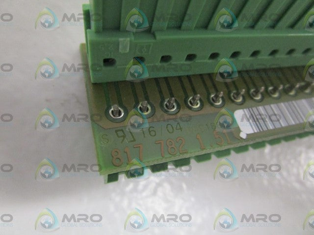TERMINA BLOCK 8246718.10  *NEW NO BOX*