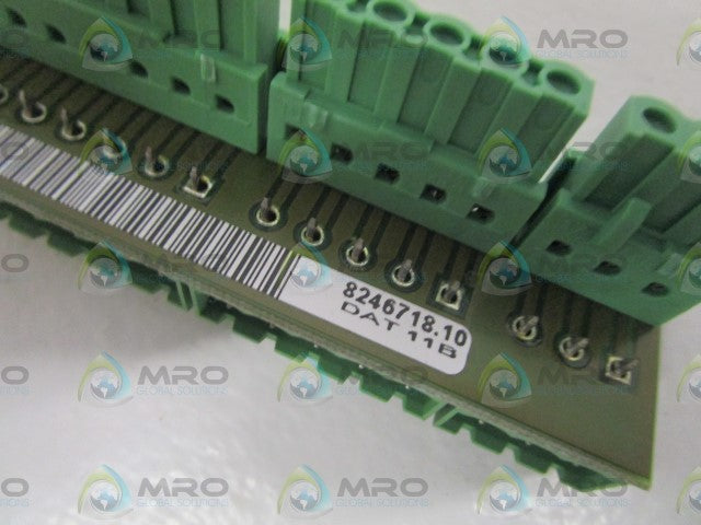 TERMINA BLOCK 8246718.10  *NEW NO BOX*