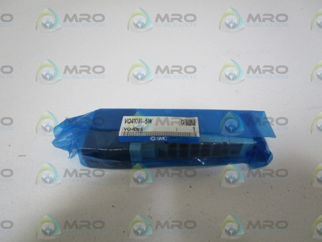 SMC SOLENOID VALVE VQ4101R-5W *NEW IN FACTORY BAG*