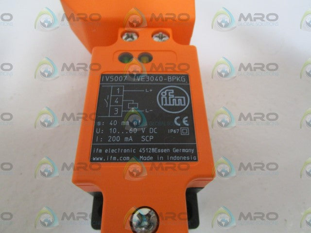 IFM EFECTOR IV5007 INDUCTIVE PROXIMITY SENSOR *NEW IN BOX*