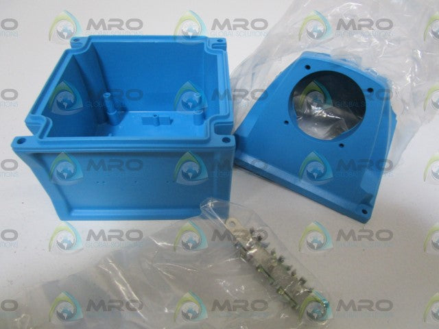 MELTRIC ANGLE/BOX 51-AA058 *NEW IN BOX*