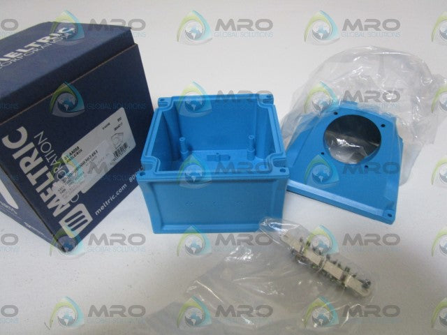 MELTRIC ANGLE/BOX 51-AA058 *NEW IN BOX*