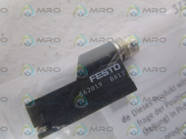 FESTO SMT-8-SL-PS-LED-24-B 562019 PROXIMITY SWITCH * NEW IN FACTORY BAG *