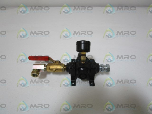 NORGREN REGULATOR R72G-3JT-RMN (AS PICTURED) *NEW NO BOX*