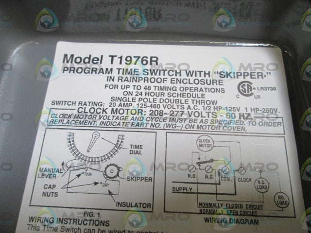 INTERMATIC TIME SWITCH WITH ENCLOSURE T1976R *NEW IN BOX*