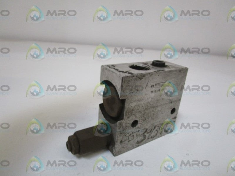 FLUID CONTROLS 1E15-P6-30SV VALVE *USED*