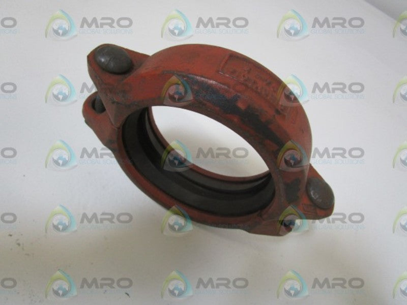 VICTAULIC CLAMP 4-75 *NEW NO BOX*