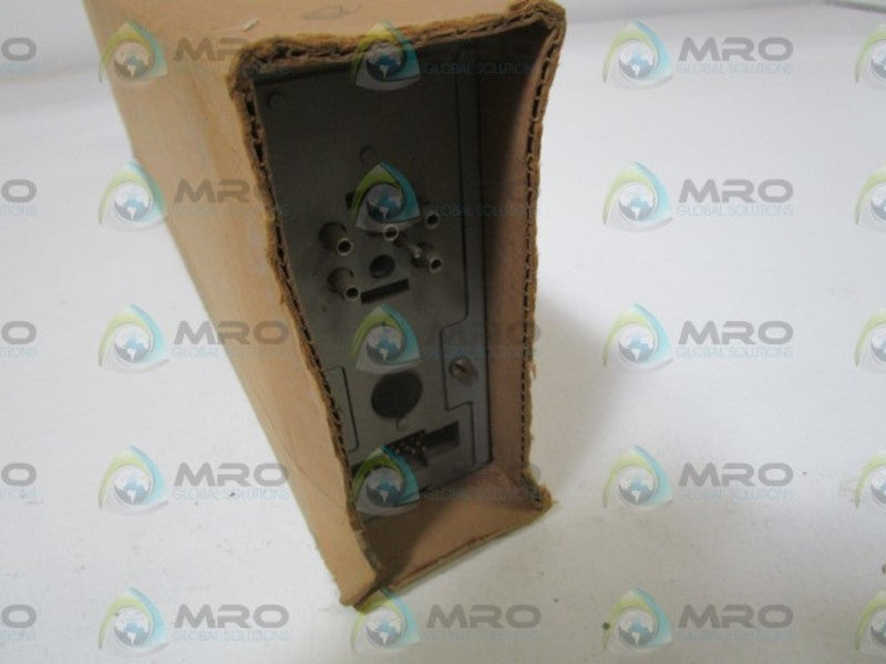 FOXBORO CONTROLLER 135KTG-LL  NSNP