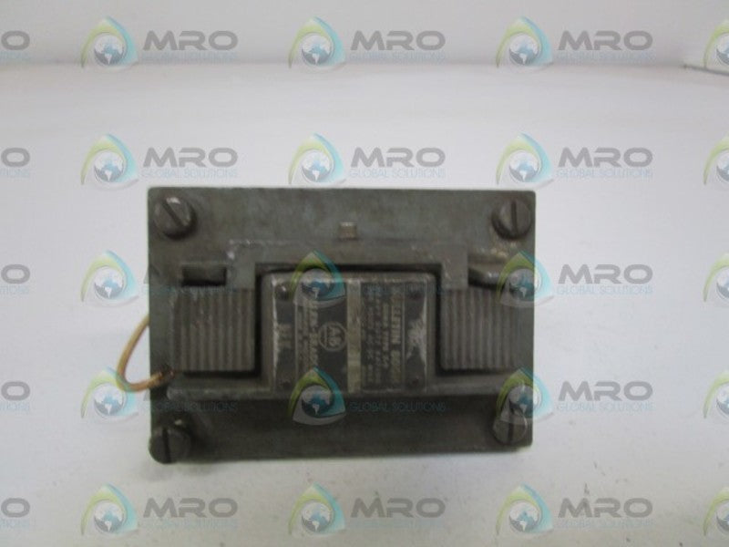 ALLEN BRADLEY SWITCH 800H-2HB7 SER. M (AS PICTURED)  UNMP