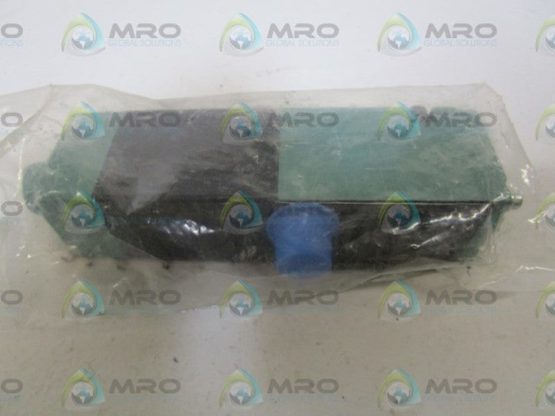 NUMATICS 081SA400E000061 VALVE  * NEW IN FACTORY BAG *
