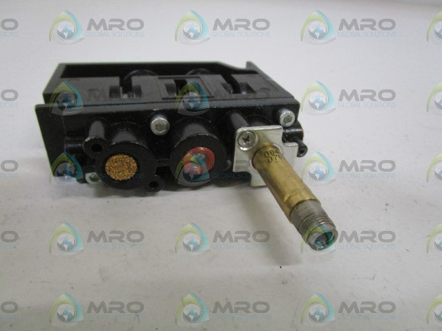 INGERSOLL RAND VALVE A222SS-12O-A-G (AS PICTURED) *NEW NO BOX*