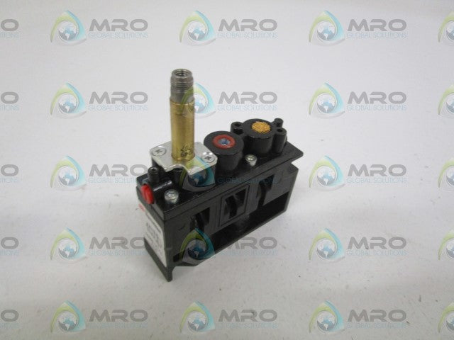 INGERSOLL RAND VALVE A222SS-12O-A-G (AS PICTURED) *NEW NO BOX*