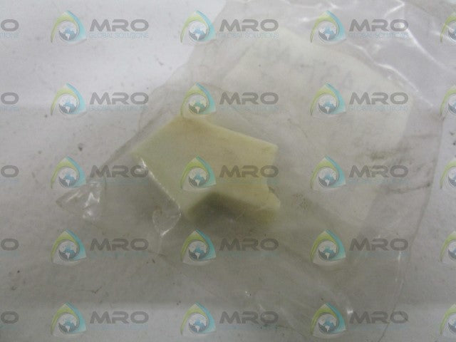 HOBART MAGNET RETAINER 00-437442 *NEW IN BAG*