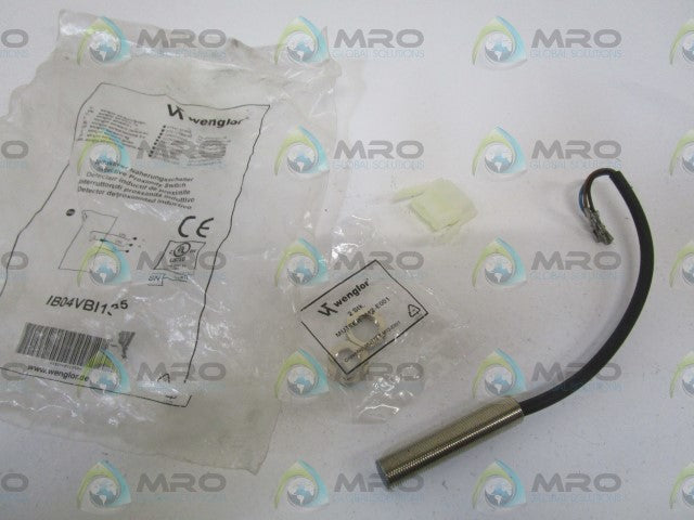 WENGLOR INDUCTIVE PROXIMITY SWITCH IB04VBI135 *NEW IN BAG*