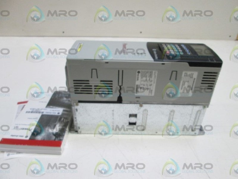 INDUSTRIAL SPARE PART AC DRIVE 208D8P0A3AYNANC0 SER. B  NSMP