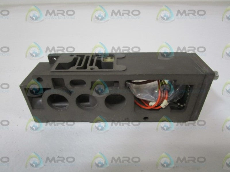NUMATICS HH-3 MANIFOLD *NEW NO BOX*